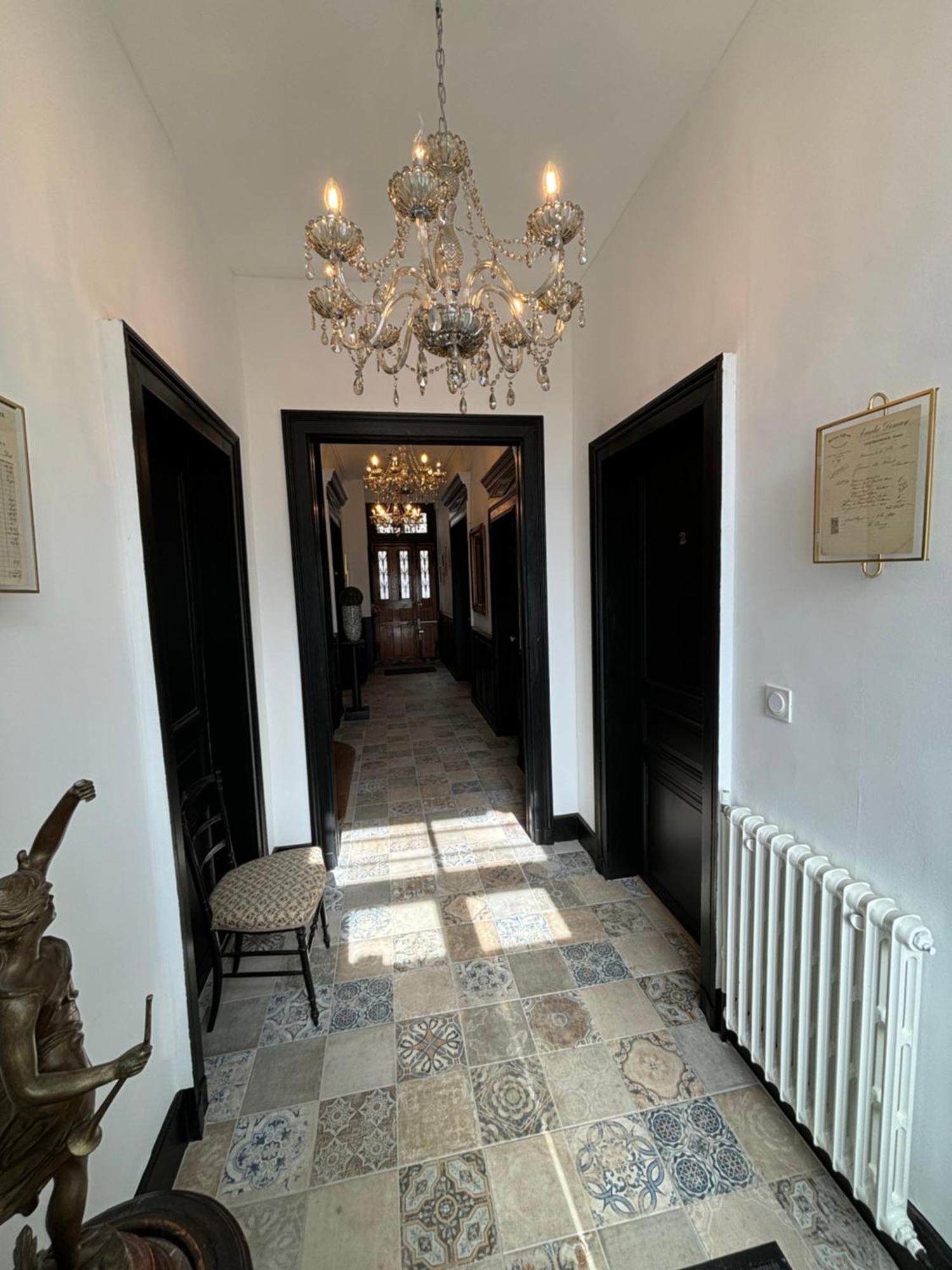 Maison A La Guitarde - Hotel Particulier Hippolyte Chateauroux Exterior photo